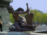 Pont Alexandre III, sur la Seine à Paris, sculptures de chérubins