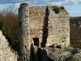 Der Pulverturm, Ruinen der Burg Landskron, Elsass, Frankreich