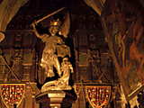 L'Abbaye du Mont Saint-Michel, France, statue de St-Michel